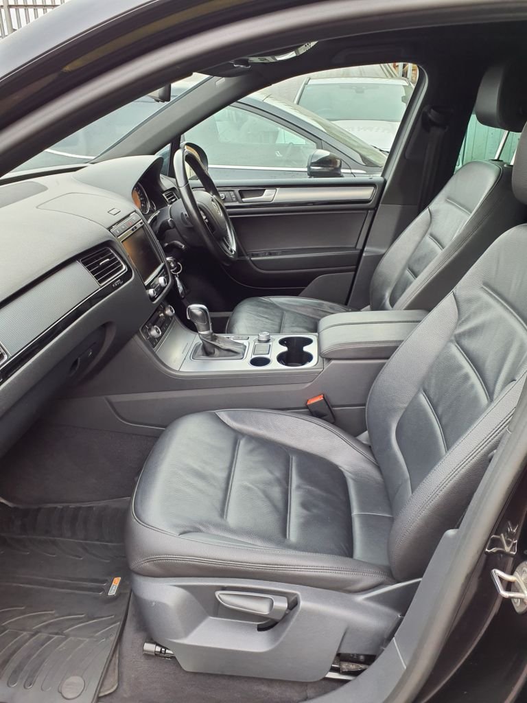 Used Volkswagen Touareg 2015 for sale - 76163549: Photo 4