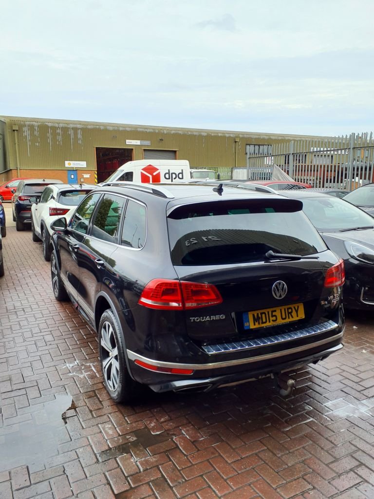 Used Volkswagen Touareg 2015 for sale - 76163549: Photo 6