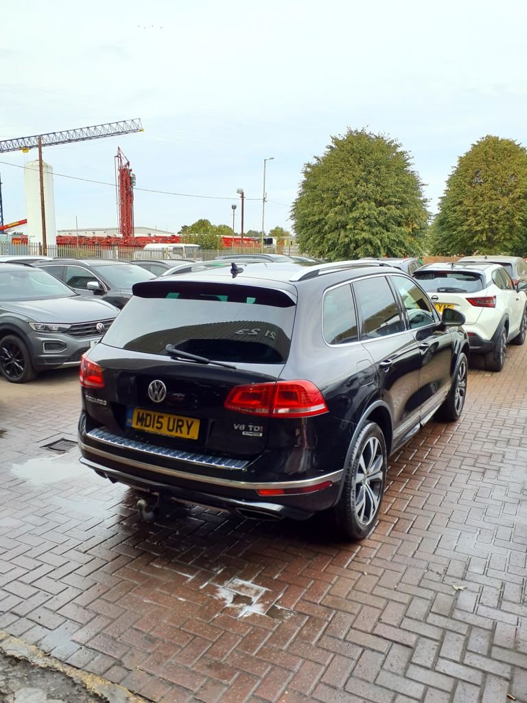 Used Volkswagen Touareg 2015 for sale - 76163549: Photo 9
