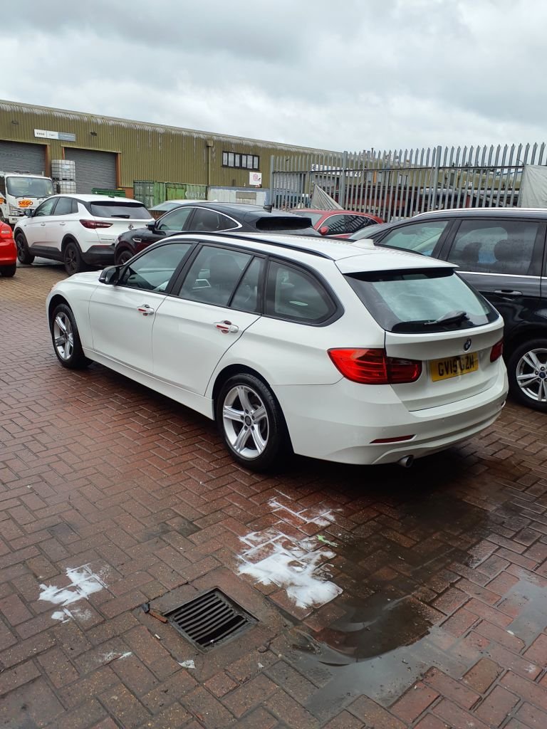 Used BMW 3 Series 2015 for sale - 77341631: Photo 6