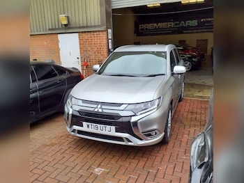 Used Mitsubishi Outlander 2019 for sale - 75619197: Photo