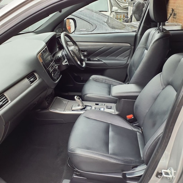 Used Mitsubishi Outlander 2019 for sale - 75619197: Photo 4