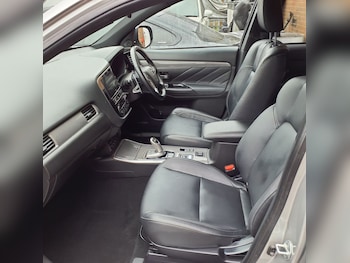 Used Mitsubishi Outlander 2019 for sale - 75619197: Photo