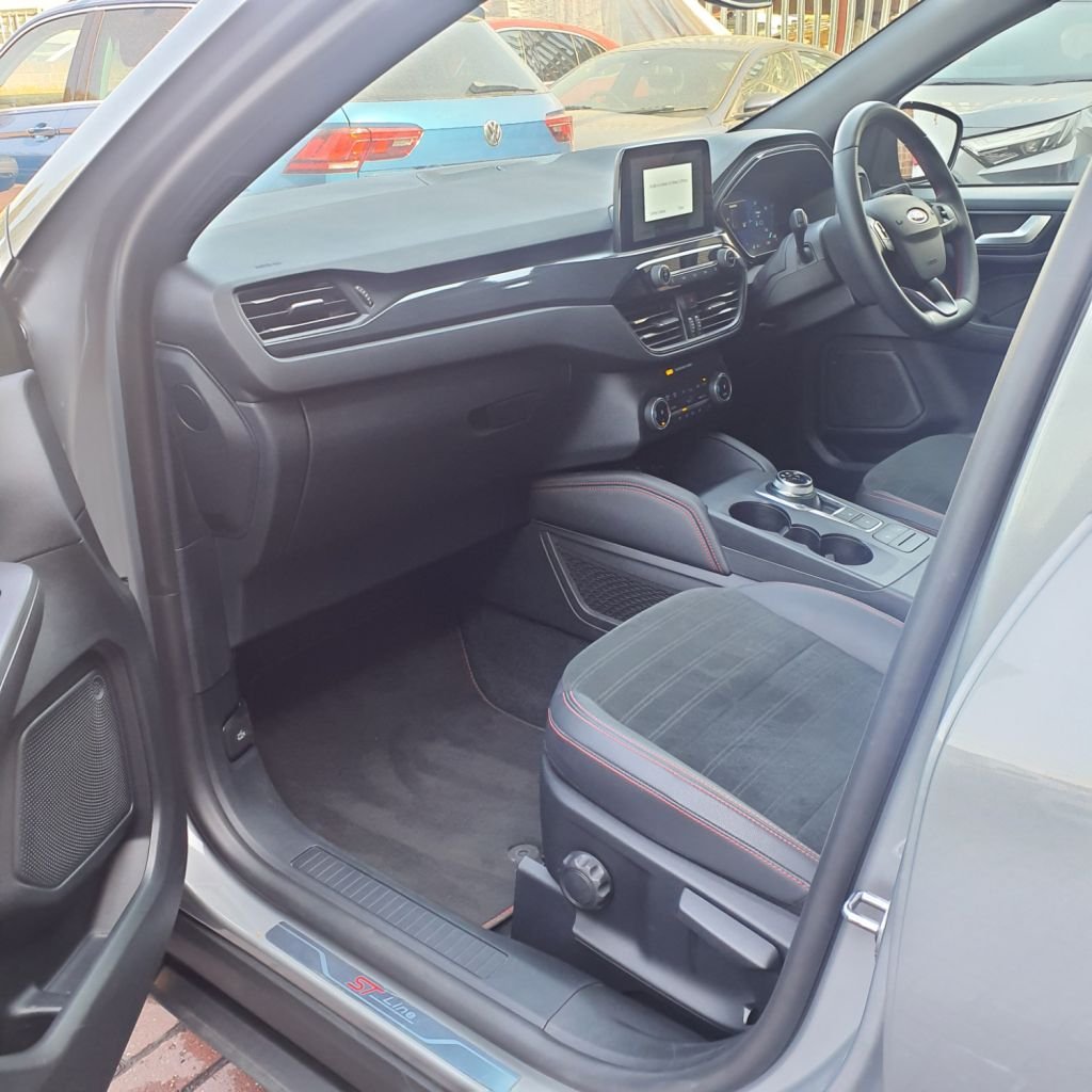 Used Ford Kuga 2024 for sale - 77383579: Photo 4