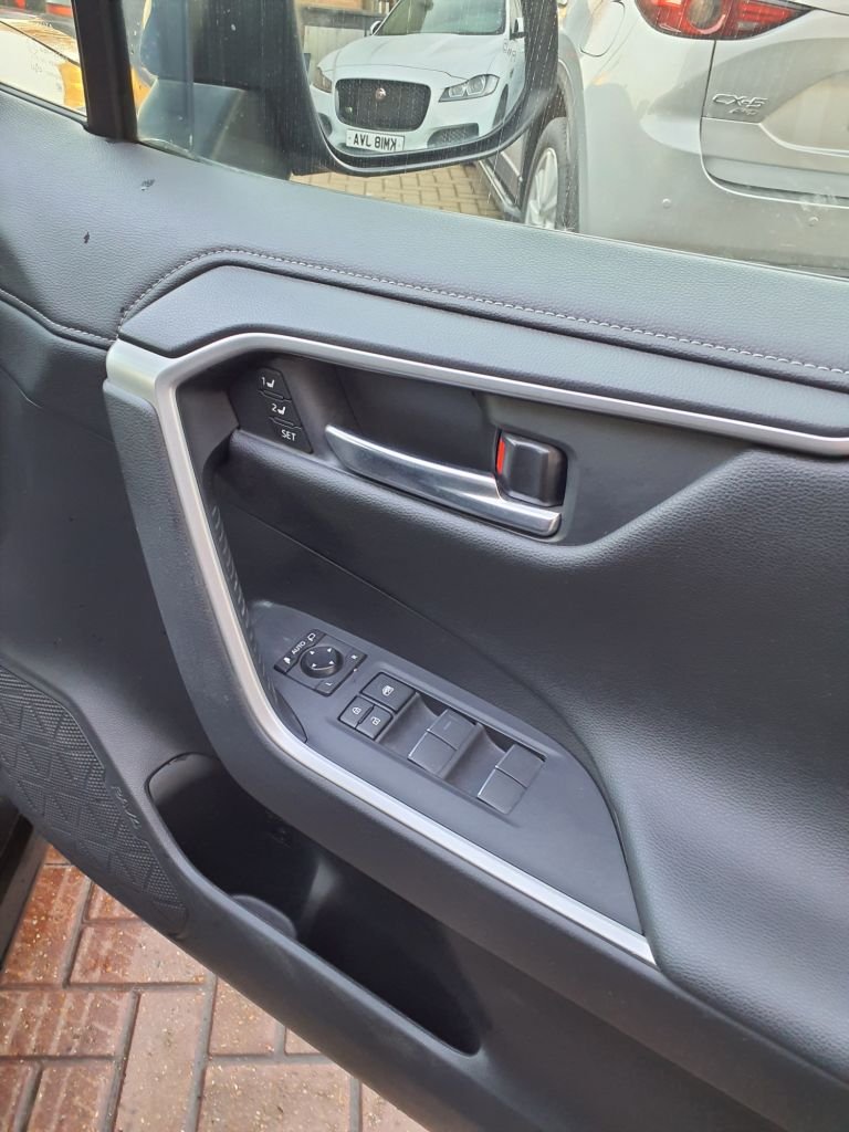 Used Toyota RAV4 2021 for sale - 77027500: Photo 16