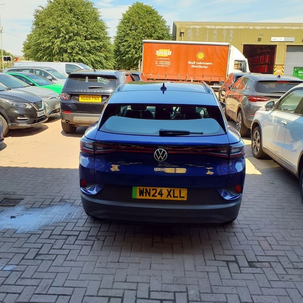 Used Volkswagen ID.4 2024 for sale - 75122042: Photo 7