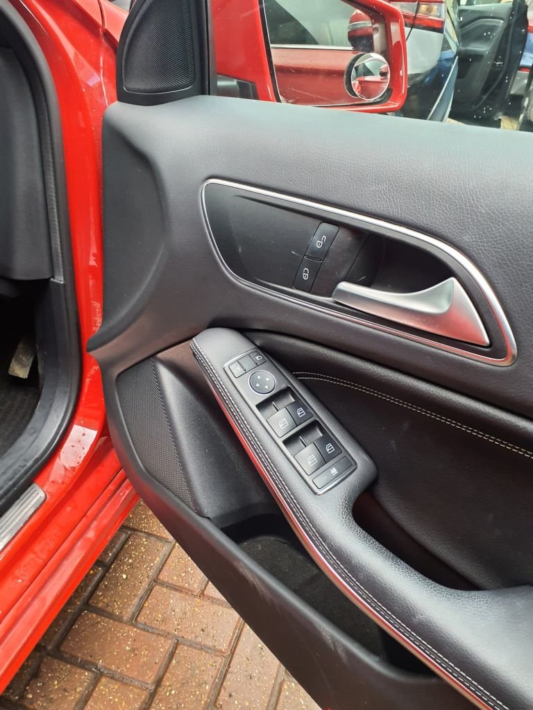 Used Mercedes-Benz A-Class 2017 for sale - 76923526: Photo 11