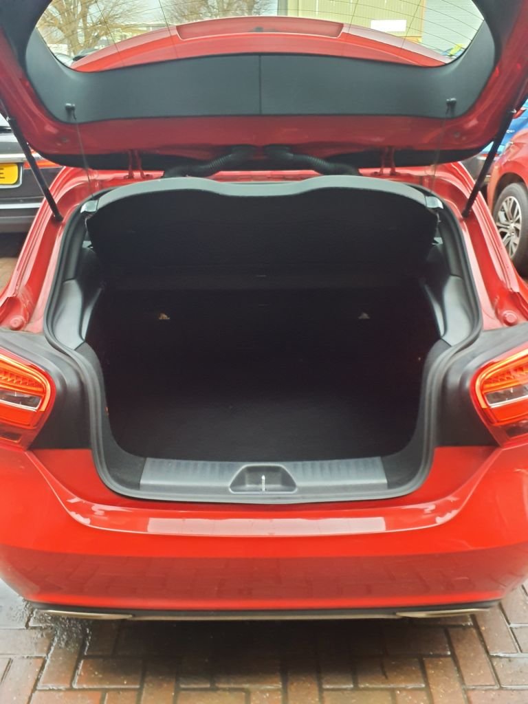 Used Mercedes-Benz A-Class 2017 for sale - 76923526: Photo 7