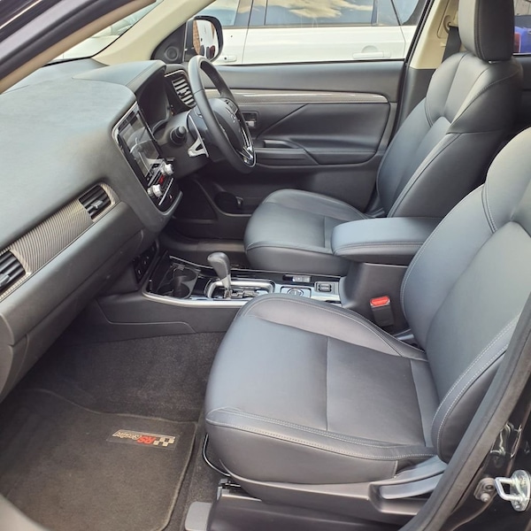 Used Mitsubishi Outlander 2019 for sale - 75347515: Photo 4