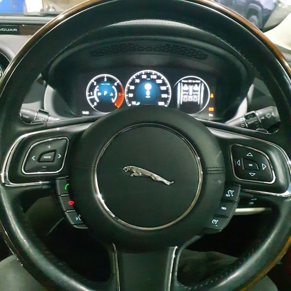 Used Jaguar XJ 2017 for sale - 72989699: Photo 11