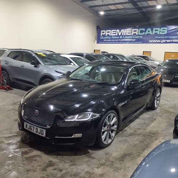 Used Jaguar XJ 2017 for sale - 72989699: Photo 3