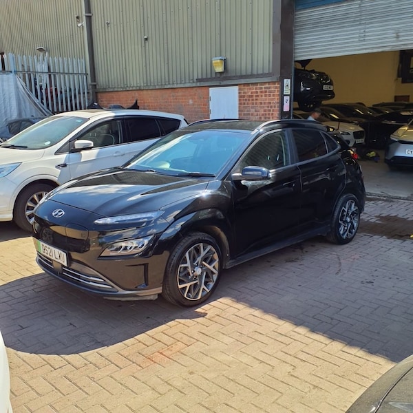 Used Hyundai KONA 2021 for sale - 74696234: Photo 3