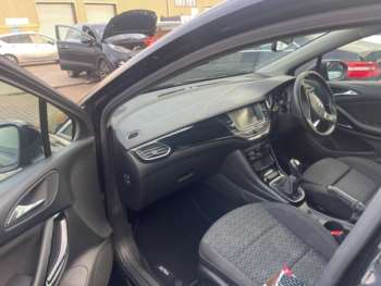 Used Vauxhall Astra 2018 for sale - 69373093: Photo
