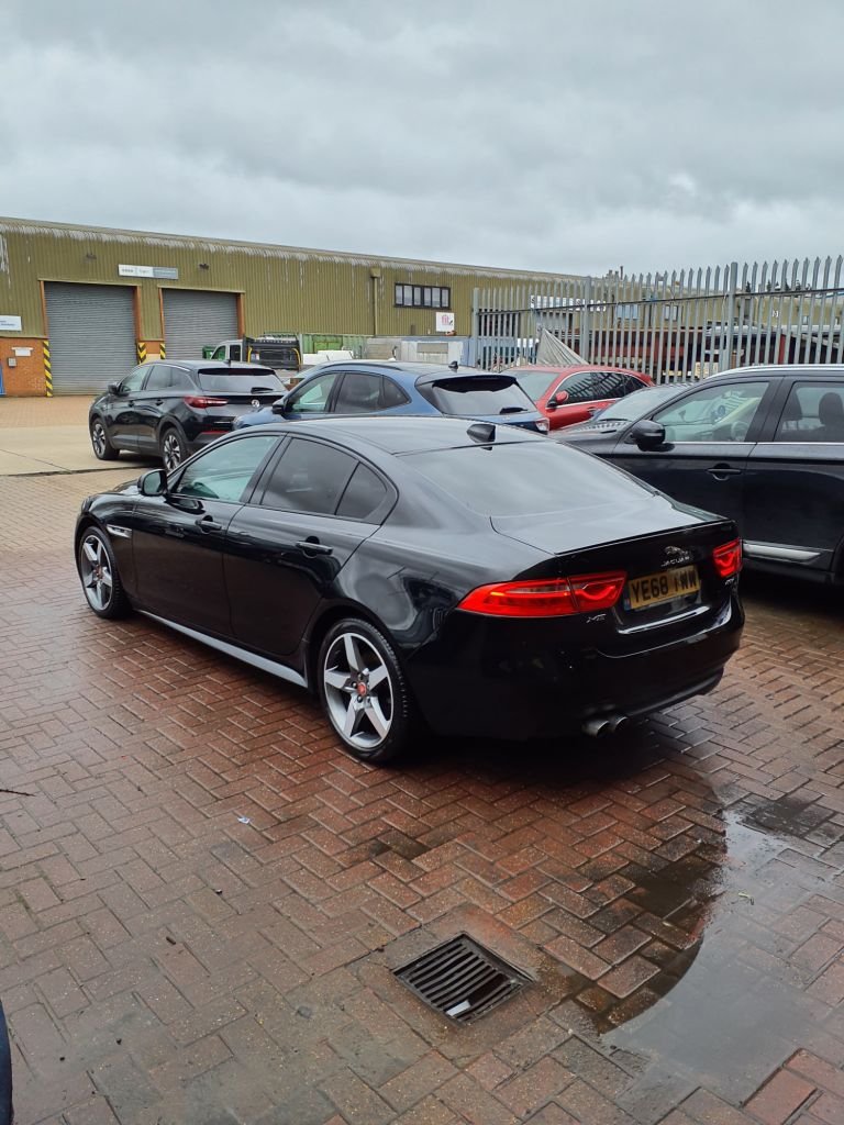 Used Jaguar XE 2018 for sale - 78212720: Photo 6