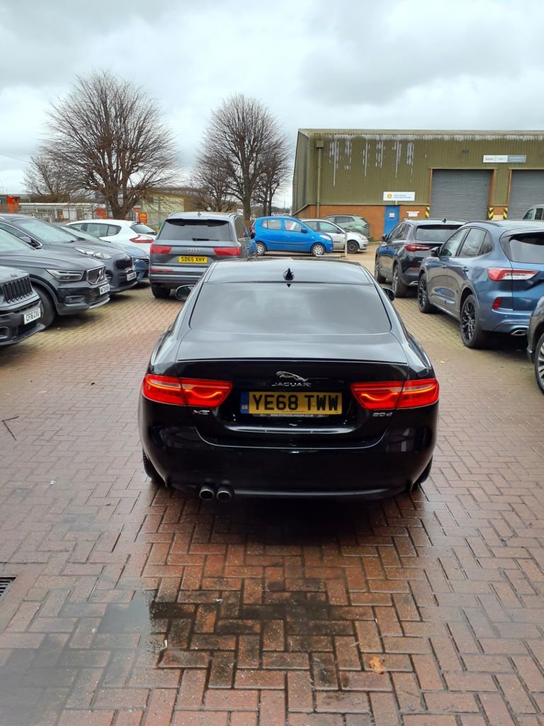 Used Jaguar XE 2018 for sale - 78212720: Photo 7