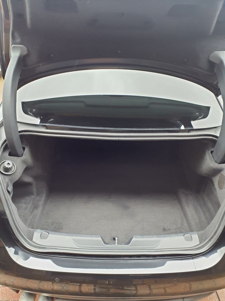 Used Jaguar XE 2018 for sale - 78212720: Photo 8