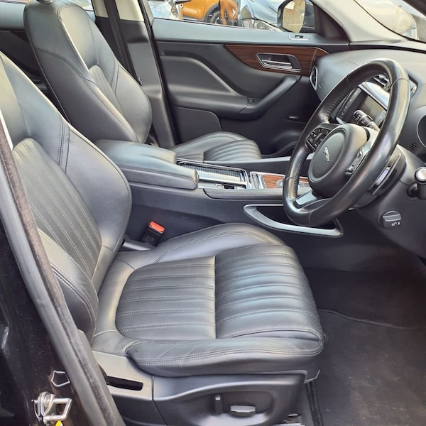 Used Jaguar F-Pace 2017 for sale - 75242289: Photo 11