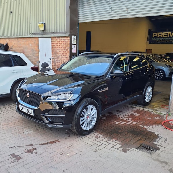 Used Jaguar F-Pace 2017 for sale - 75242289: Photo 3