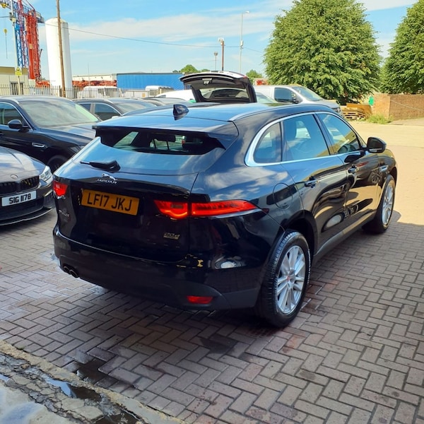Used Jaguar F-Pace 2017 for sale - 75242289: Photo 9