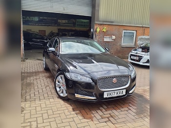 Used Jaguar XF 2017 for sale - 75641883: Photo