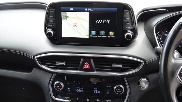 Used Hyundai Santa Fe 2019 for sale - 67028940: Photo 17
