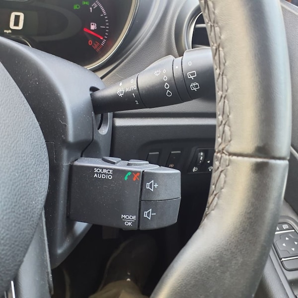 Used Renault Captur 2018 for sale - 74985915: Photo 13