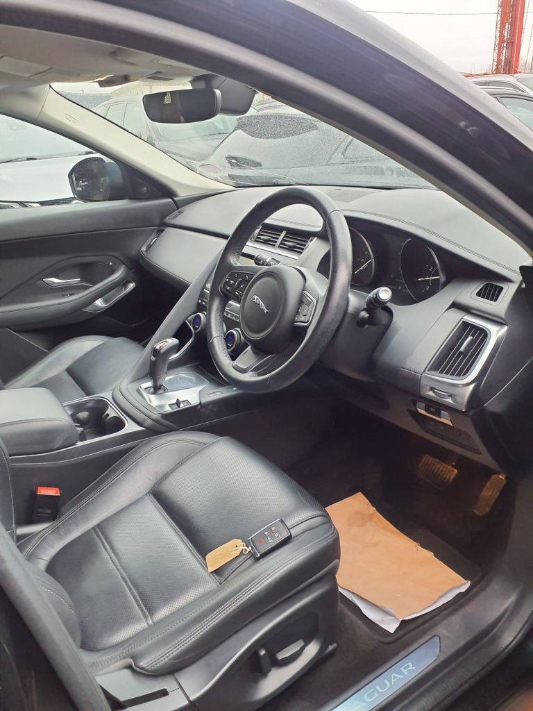 Used Jaguar E-Pace 2020 for sale - 76934732: Photo 12