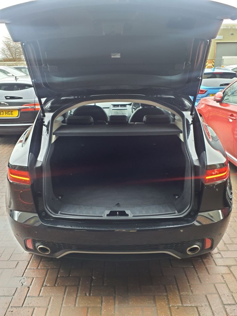 Used Jaguar E-Pace 2020 for sale - 76934732: Photo 8