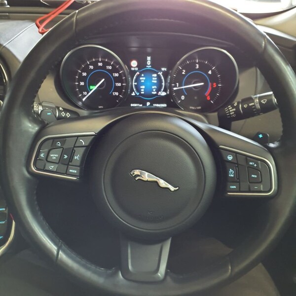 Used Jaguar XE 2017 for sale - 74416763: Photo 12