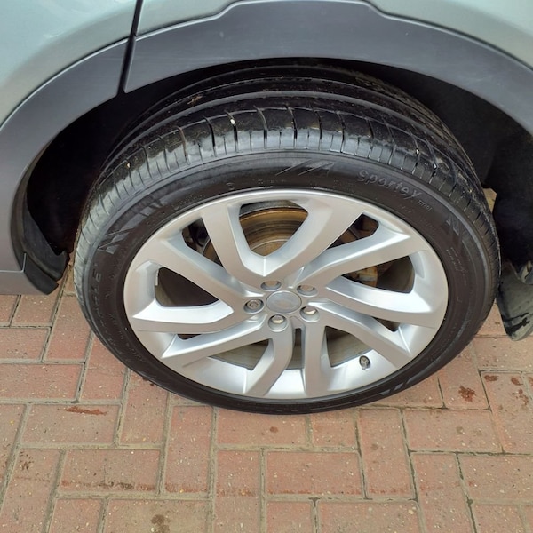Used Land Rover Discovery Sport 2015 for sale - 74954281: Photo 26