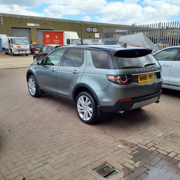 Used Land Rover Discovery Sport 2015 for sale - 74954281: Photo 6