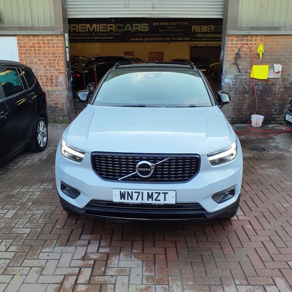 Used Volvo XC40 2021 for sale - 73550362: Photo 2