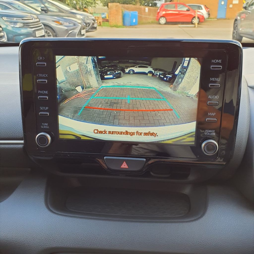 Used Toyota Yaris 2023 for sale - 76973426: Photo 12