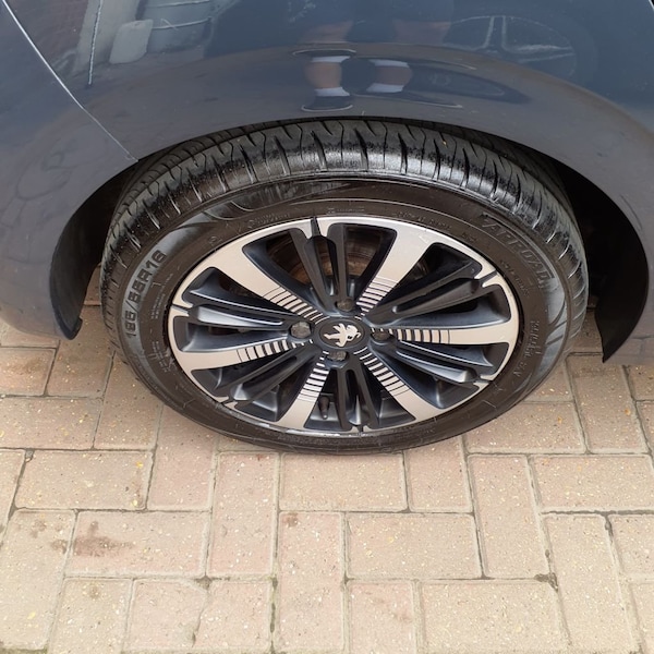 Used Peugeot 208 2018 for sale - 75537849: Photo 18