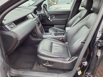 Used Land Rover Discovery Sport 2019 for sale - 78887803: Photo