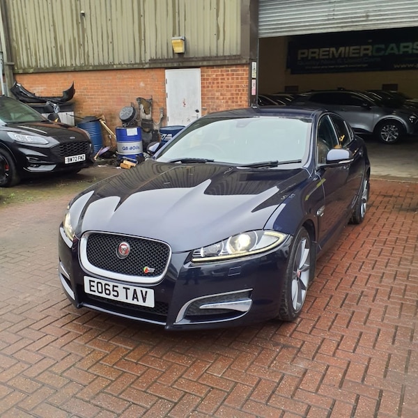 Used Jaguar XF 2015 for sale - 73255351: Photo 3
