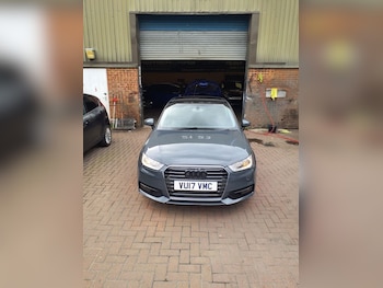 Used Audi A1 2017 for sale - 76185607: Photo 2
