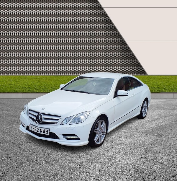 Used Mercedes-Benz E-Class 2012 for sale - 75253691: Photo 3