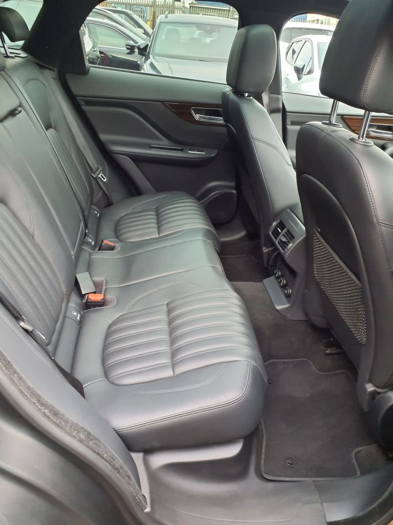 Used Jaguar F-Pace 2017 for sale - 76710963: Photo 10