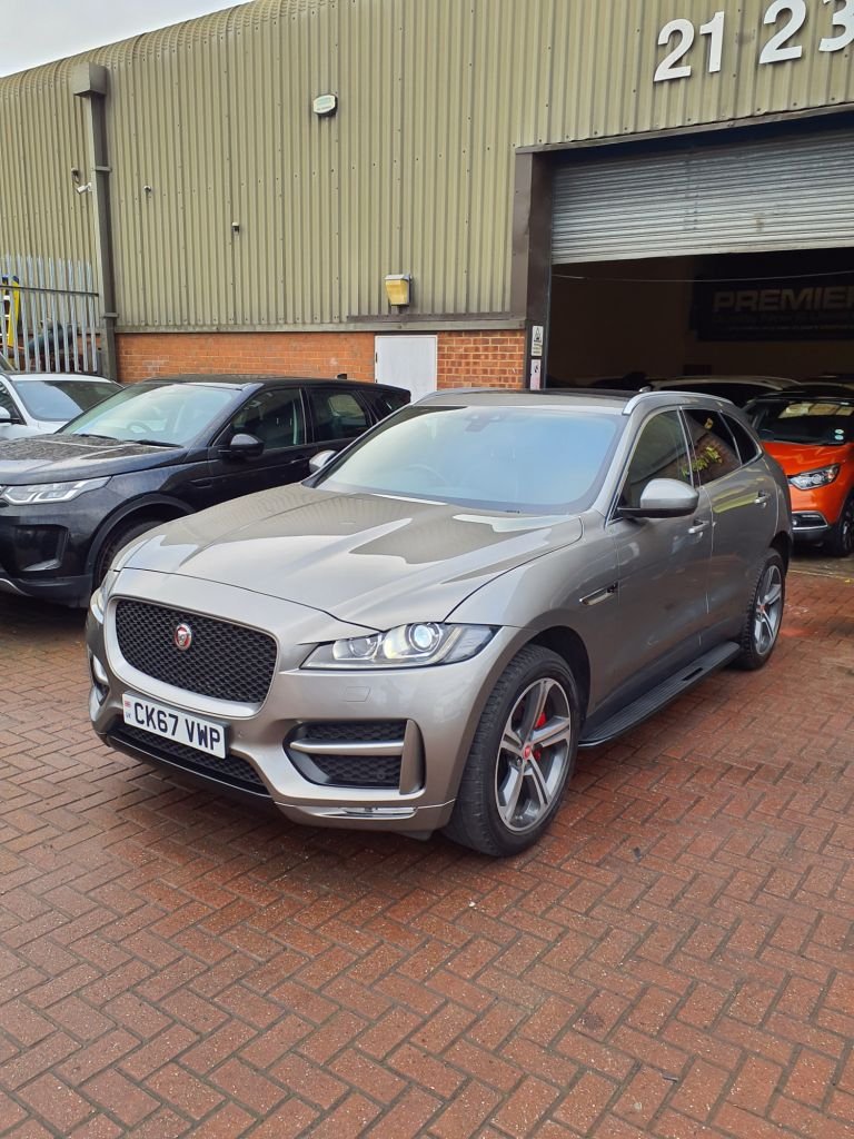 Used Jaguar F-Pace 2017 for sale - 76710963: Photo 3