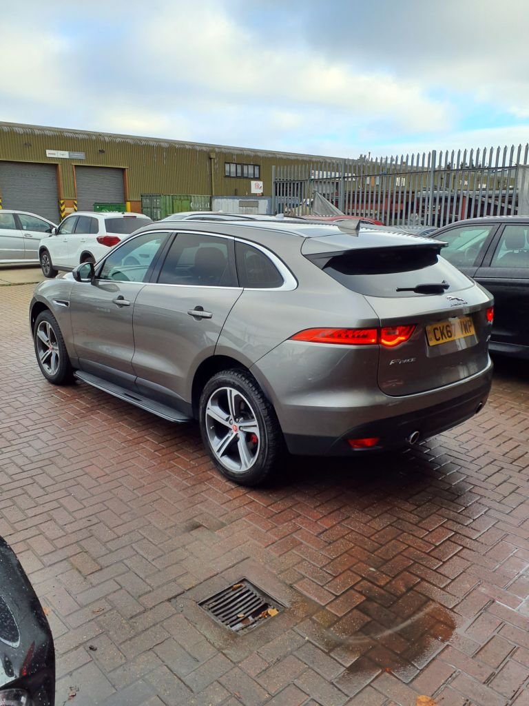 Used Jaguar F-Pace 2017 for sale - 76710963: Photo 6