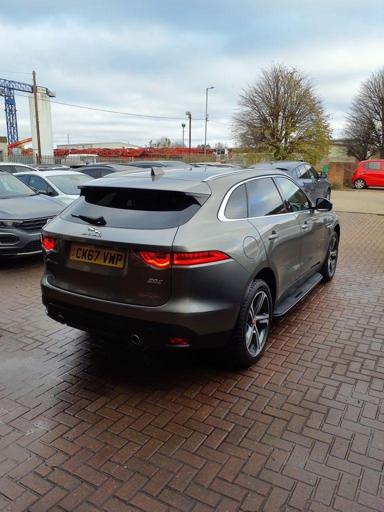 Used Jaguar F-Pace 2017 for sale - 76710963: Photo 8