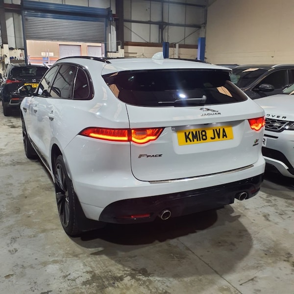 Used Jaguar F-Pace 2018 for sale - 75335407: Photo 8