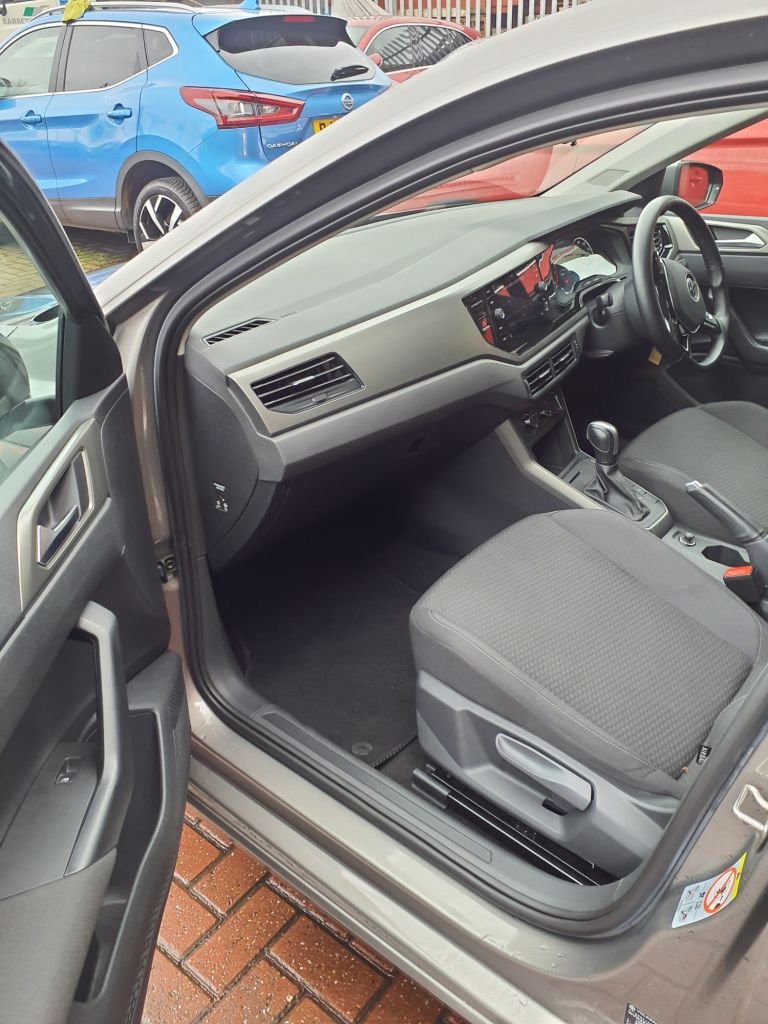 Used Volkswagen Polo 2021 for sale - 76923759: Photo 4