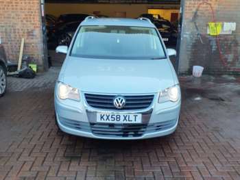 Used Volkswagen Touran 2008 for sale - 74237988: Photo