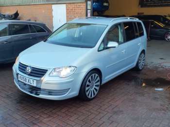 Used Volkswagen Touran 2008 for sale - 74237988: Photo