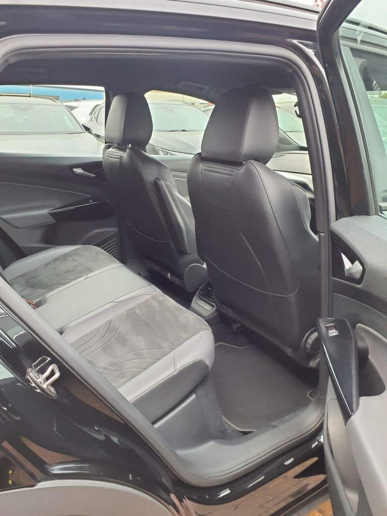 Used Volkswagen ID.4 2021 for sale - 76345864: Photo 9