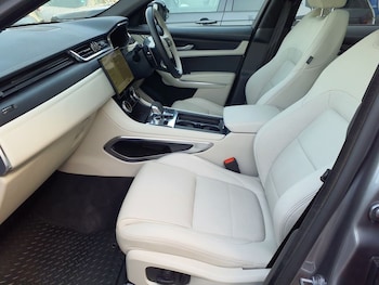 Used Jaguar F-Pace 2023 for sale - 79022764: Photo