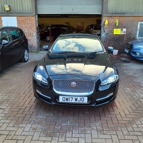 Used Jaguar XJ 2017 for sale - 72303049: Photo 3