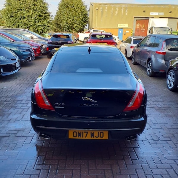 Used Jaguar XJ 2017 for sale - 72303049: Photo 8